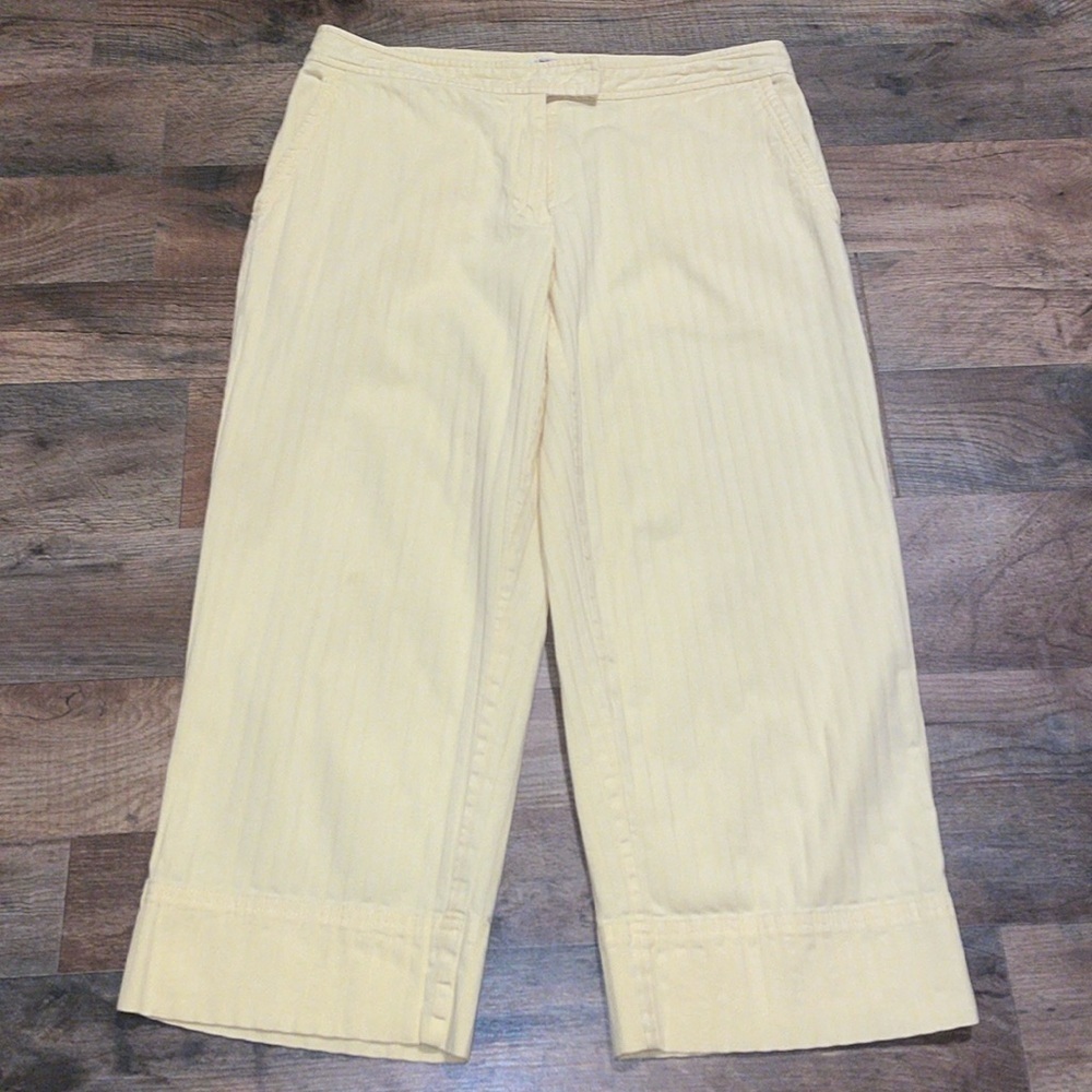 Izod XFG Stretch Golf Capri’s. Size 6
